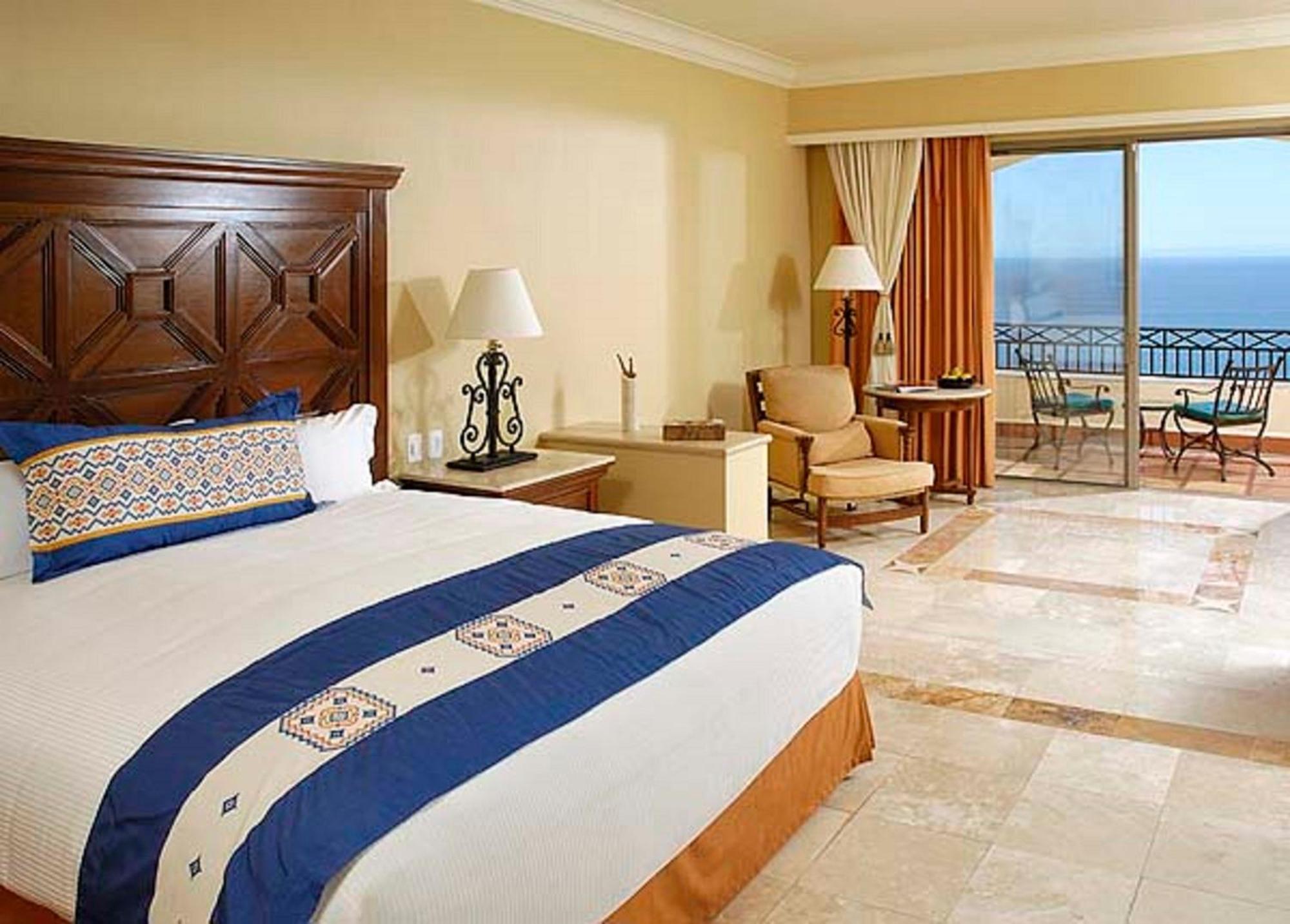 One-Bedroom Suite,1128605490:JPEG